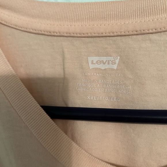 Levi’s Flower Cropped Short Sleeve Tee - Picture 3 of 4